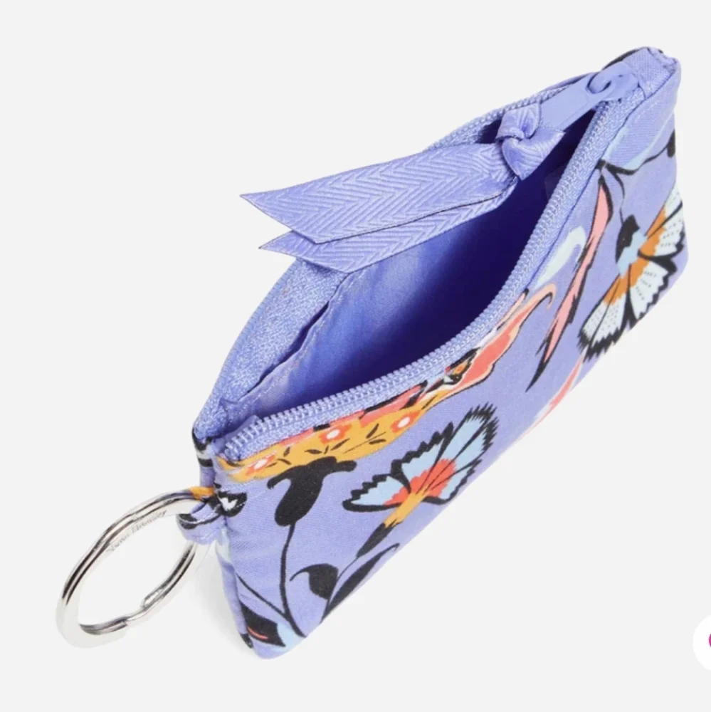 Vera Bradley zip id